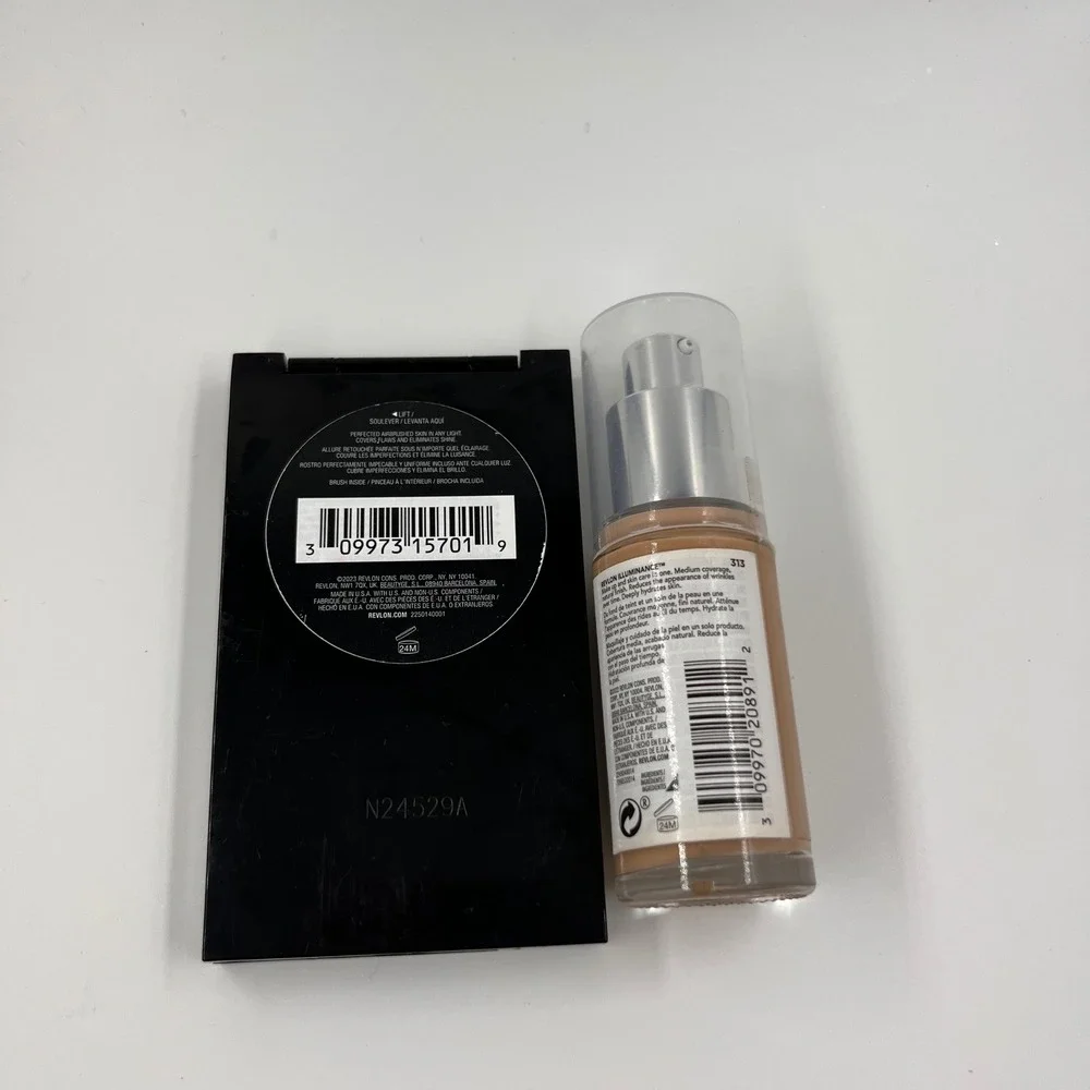 Revlon Illuminance Foundation 313 Light Tan &‎ PhotoReady Blurring Powder Set